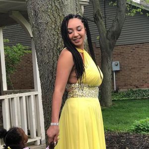 Meet your Posher, Leasia